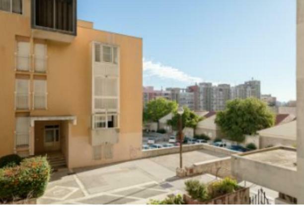 Residential Apartment Split Exterior photo